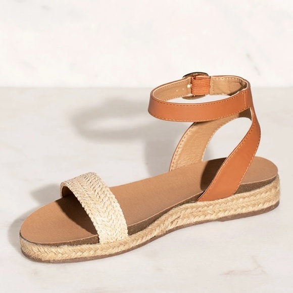 ✨NEW Marlene Platform Sandal- in Tan/ Raffia - Picture 3 of 8